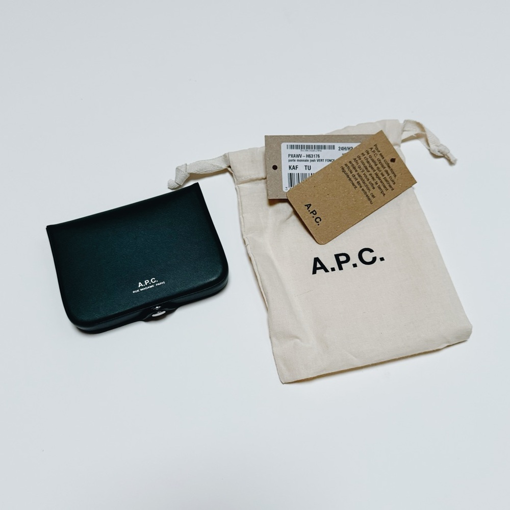 A.P.C. Josh Coin Wallet